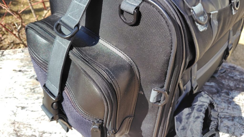 右側ポーチの写真