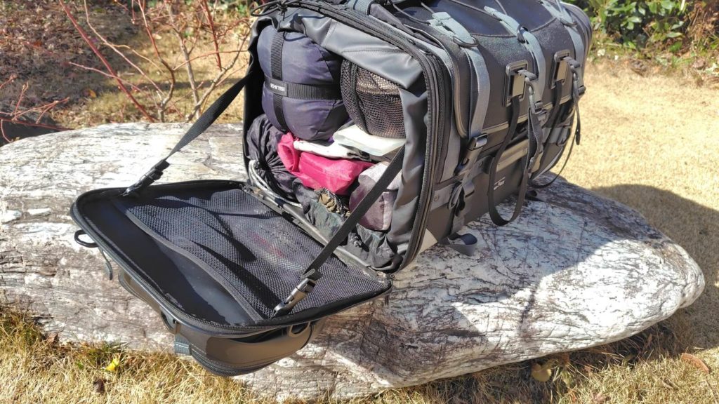 側面をオープンした状態